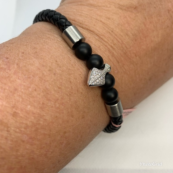 Other - Bk Agate Austrian Crystal, Leather Arrow Bracelet
